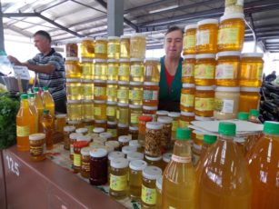 Campania „Producător din Ţara Făgăraşului” – Daniel şi Angelica Rădoiaş