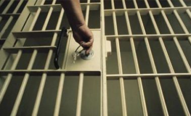 Proaspăt ieşit din puşcărie, şi-a reluat obiceiurile