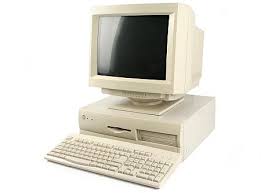 I-au furat calculatorul din casă