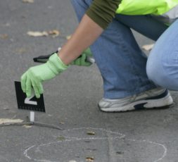 Femeie bruscată de un bărbat la Beclean