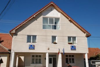 Maşini noi la primăriile din Şoarş şi Părău
