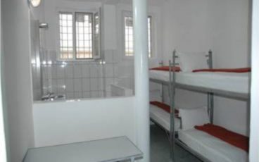 Descinderi la Primăria din Şinca Veche. O persoană a fost reţinută