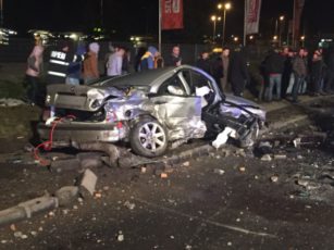 UPDATE | Accident rutier grav, o persoană încarcerată