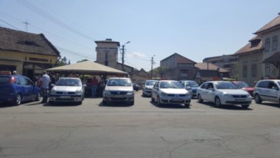 Polițist luat de SMURD, în timpul examinărilor auto