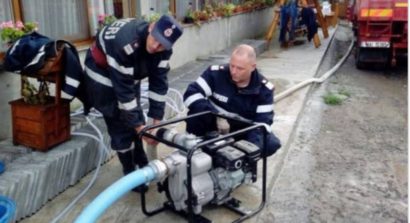 Cod portocaliu de inundații și cod galben de vreme severă în județ