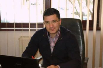 Membru PSD Făgăraș: „Trăim zile în care Eroii Revoluției se întorc în morminte”