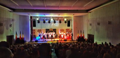 VIDEO | Festival al tradițiilor, realizat de doi tineri, la Rupea