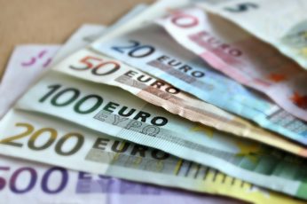 11 bănci au fost amendate pentru modul de calcul al ratelor la credite