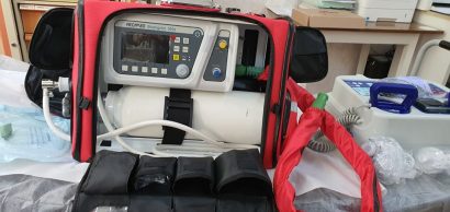 Primele echipamente medicale, cumpărate din donații, au ajuns la Făgăraș