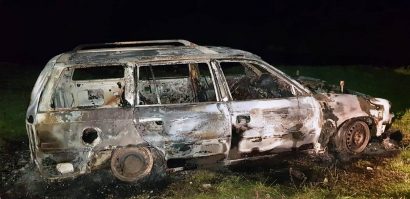 Autoturism distrus de flăcări, la Perșani