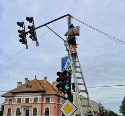 Internet gratuit, de astăzi, în mai multe zone publice din Făgăraș