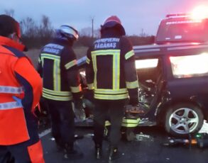 FOTO | Accident rutier la ieșirea din Făgaraș. O victimă a ajuns la spital