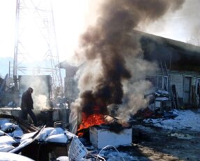 10.000 lei amendă pentru incendierea unor frigidere, în Orașul Victoria