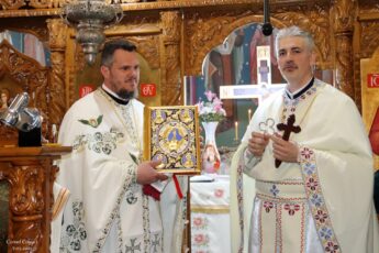 Preot nou la biserica din cimitir