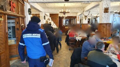 Jandarmii au dat peste 100 de sancțiuni pentru nerespectarea restricțiilor. Total amenzi: 19.000 lei