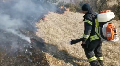 19 incendii de vegetație în 24 de ore. ISU: renunțați la igienizarea terenurilor prin incendiere
