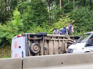 Accident rutier între Vlădeni și Codlea. O femeie a ajuns la spital