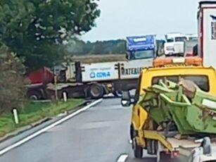 Accident la Sâmbăta de Jos. Scurgeri de carburant pe carosabil