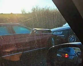 4 mașini s-au ciocnit între Perșani și Șercaia. 3 persoane au ajuns la spital