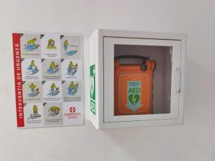 Defibrilatoare automate au fost instalate în locuri publice din Făgăraș