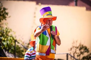 Magicianul Abracadabra, basme și teatru interactiv pentru copii în Cetatea Făgăraș