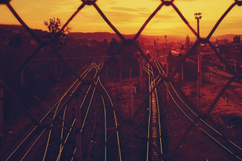 CFR va moderniza trecerea la nivel cu calea ferată din Voila