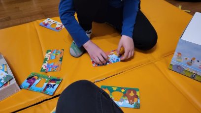 Terapia persoanelor cu autism va fi decontată de CNAS, de la 1 octombrie