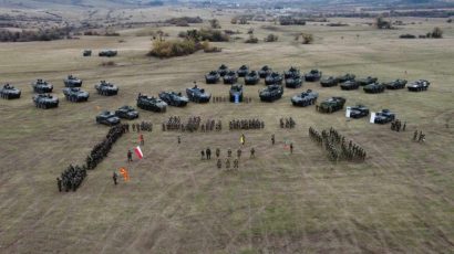 FOTO: Scorpionii Negri au împânzit poligonul Cincu