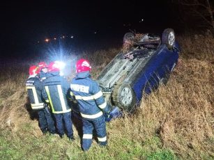 Un șofer de 22 de ani, în stare de ebrietate, a provocat accidentul de la ieșirea din Făgăraș spre Sibiu
