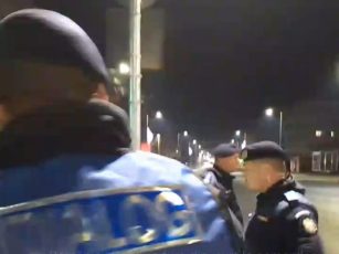 Făgărășeni legitimați de jandarmi la protest