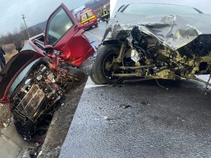 Persoane rănite într-un accident, la Vlădeni