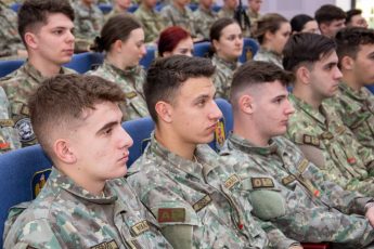 Vrei o carieră militară? Academiile din Brașov și Sibiu au aproape 100 de locuri libere