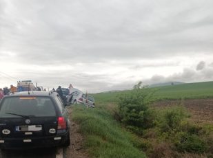 Un autoturism și o autoutilitară s-au ciocnit între Veneția și Părău. O persoană a fost rănită