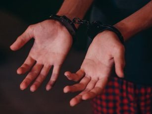 Trei bărbați arestați după bătaia din clubul de manele din Făgăraș