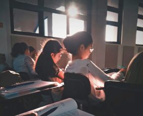 Peste 3.000 de elevi brașoveni au susținut BAC-ul la Limba și literatura română. 26 au lipsit