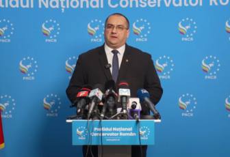 Cine e Cristian Terheș, cel care a cerut CCR anularea scrutinului și a obținut renumărarea voturilor - HotNews