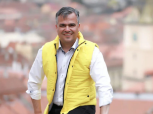 Adrian Veștea, noul secretar al PNL. Reformă în partid, după dezastrul de la prezidențiale