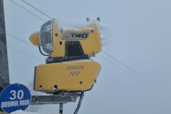 - 6 grade Celsius în Poiana Brașov. Instalațiile de zăpadă au fost pornite