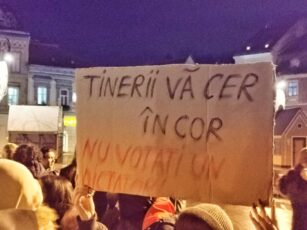 Manifestații pro-europene și pentru democrație în Brașov, Timișoara, Iași, Constanța și București