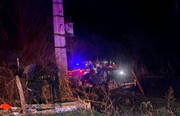 Accident cumplit la Hula Bradului. O persoană a murit, alte două au ajuns la spital