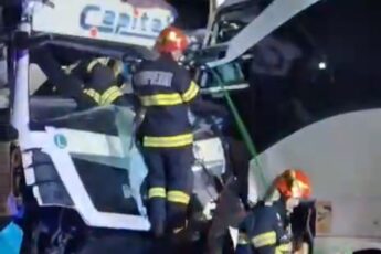 Accident cumplit cu 8 victime, azi-noapte la Scoreiu