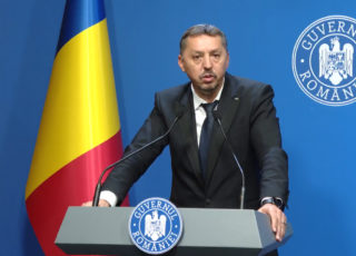 Ministrul Educației: Elevii nu ar trebui să aibă teme mai mult de două ore pe zi