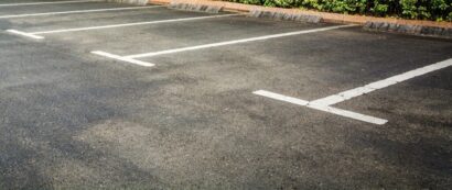 Făgărășenii trebuie să reînnoiască abonamentele pentru al doilea loc de parcare de reședință