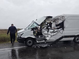 Persoană rănită într-un accident rutier pe DN 1, între Codlea și Vlădeni