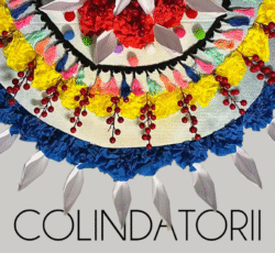 Tradițiile Țării Făgărașului ajung la Art Safari. Ceată de 12 feciori de la „Radu Negru”, în centrul vernisajului „Colindătorii”