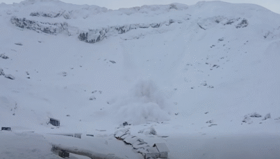 Avalanșă de mari dimensiuni la Bâlea Lac, declanșată de doi schiori