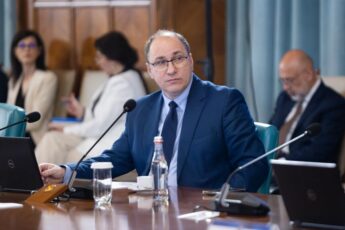 Ministrul Educației cere protecție penală specială pentru profesori, după atacul de la Bistrița