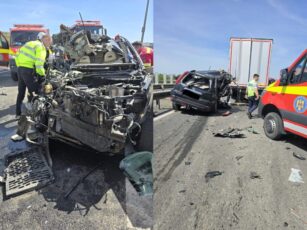 Două TIR-uri și o mașină, implicate într-un accident grav pe A1. Trafic deviat pe DN1