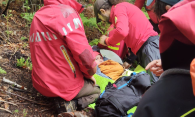 Alex a fost găsit în viață după două zile de căutări. A fost observat din elicopter