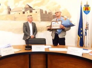 Maestrul karatist Gheorghe Țețu a devenit cetățean de onoare al Făgărașului